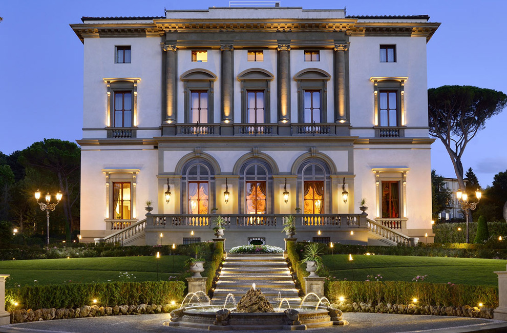 HOTEL VILLA CORA